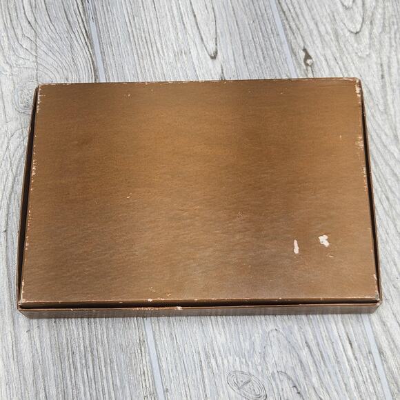 Vintage Max Factor Hollywood Stage Make-Up Kit Female Grease Paint Powder Rouge - Picture 12 of 12